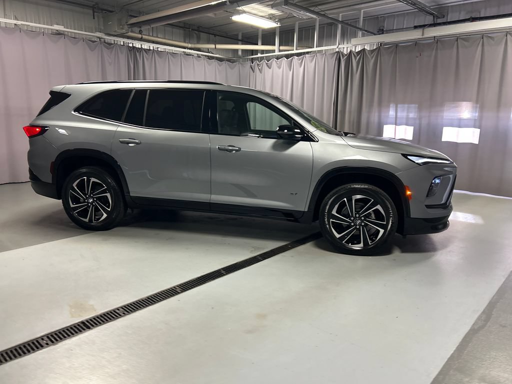 2026 Buick Enclave Sport Touring - Photo 8