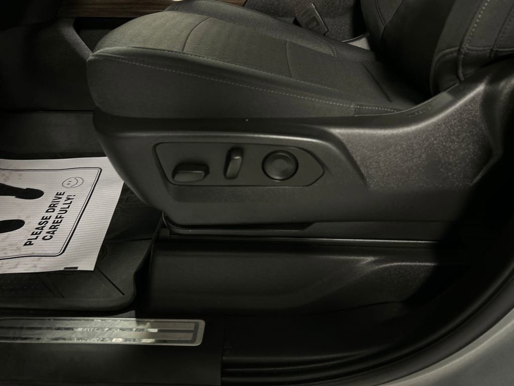 2024 Chevrolet Silverado 1500 RST - Photo 13