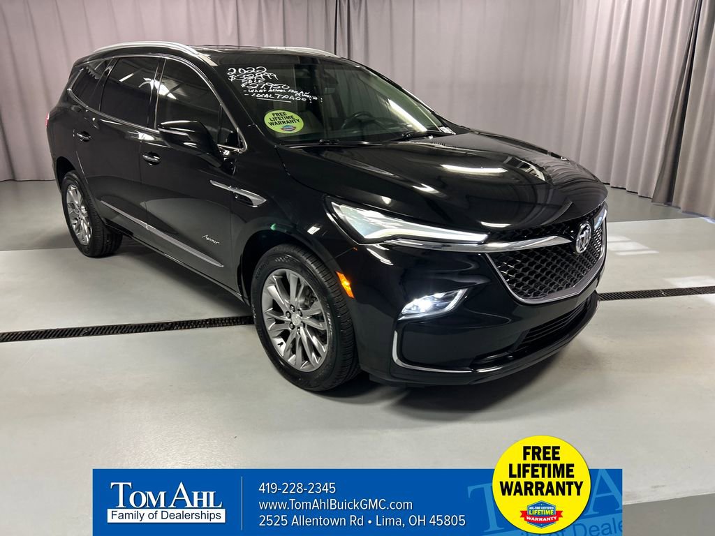 2022 Buick Enclave Avenir AWD's photo