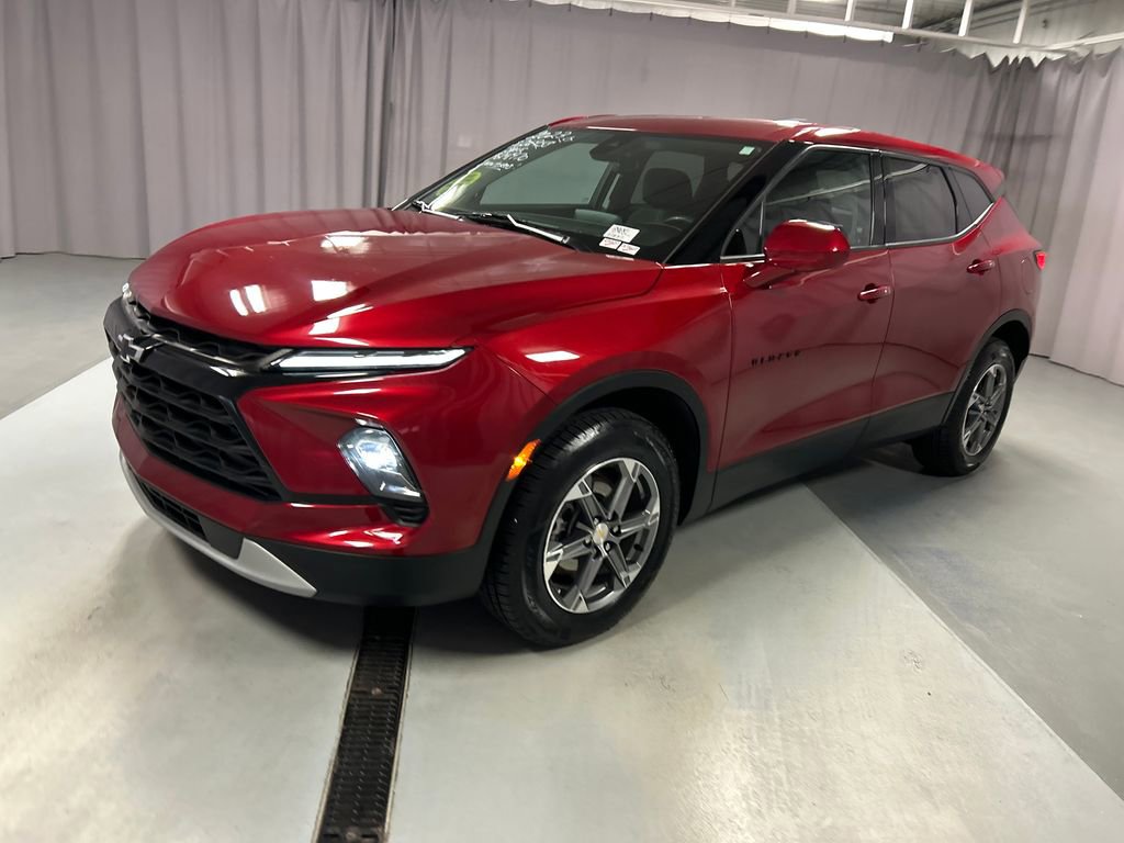 2023 Chevrolet Blazer 2LT photo 3