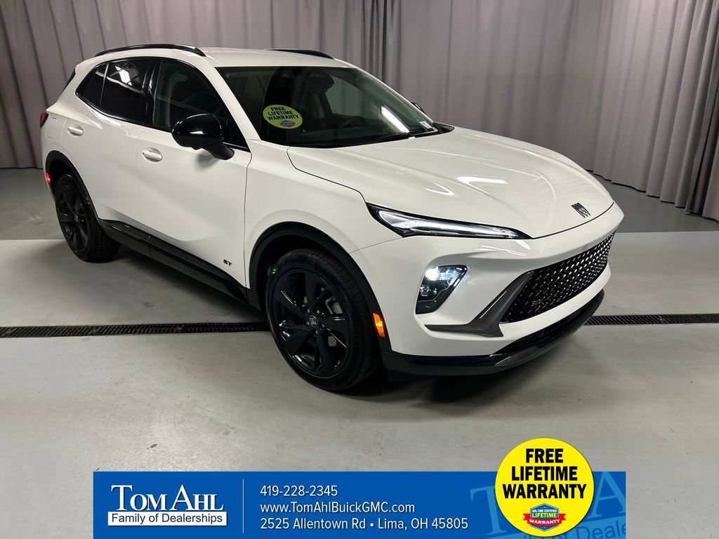 2024 Buick Envision Sport Touring's photo