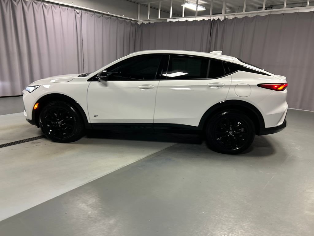 2025 Buick Envista ST photo 4