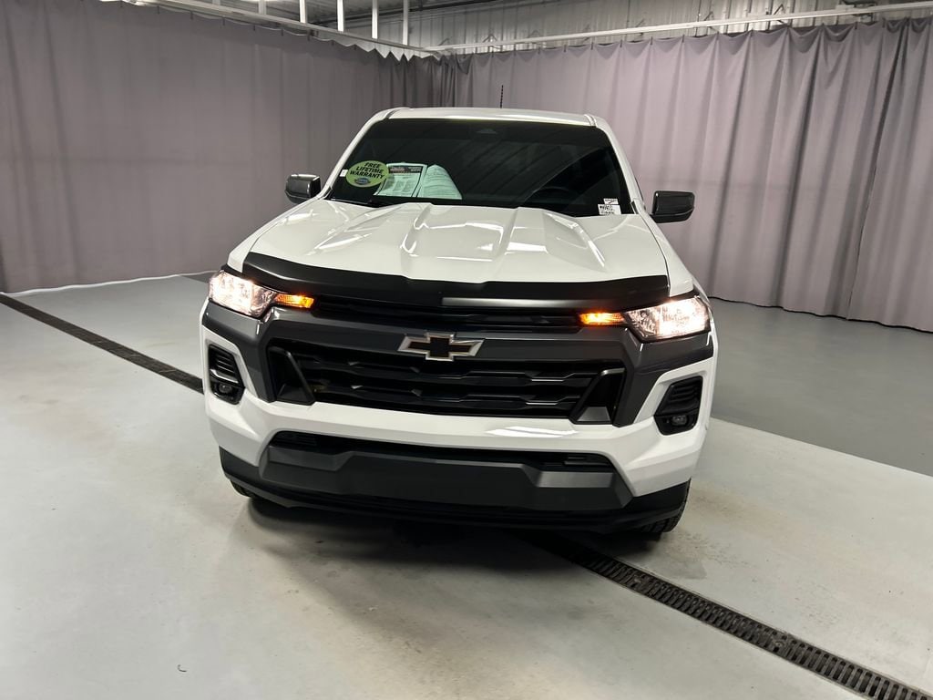 Used 2024 Chevrolet Colorado LT Truck Crew Cab