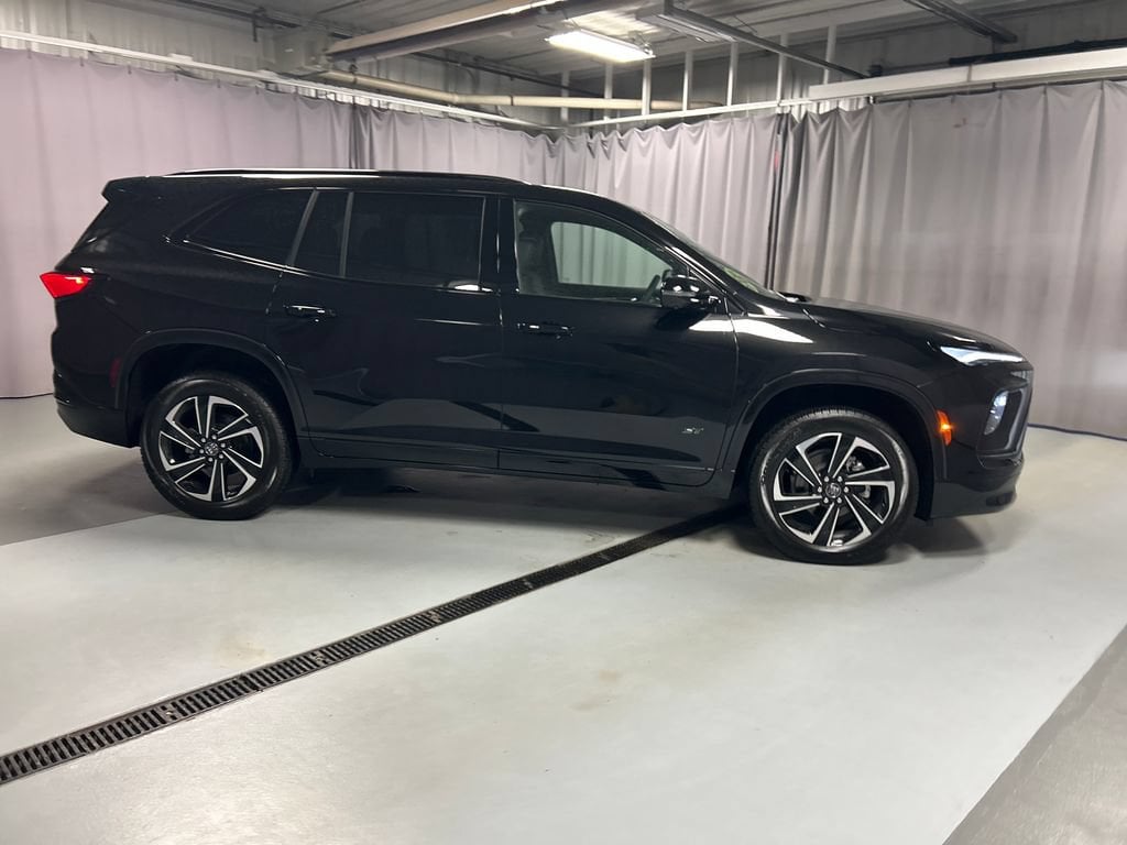 2026 Buick Enclave Sport Touring - Photo 8