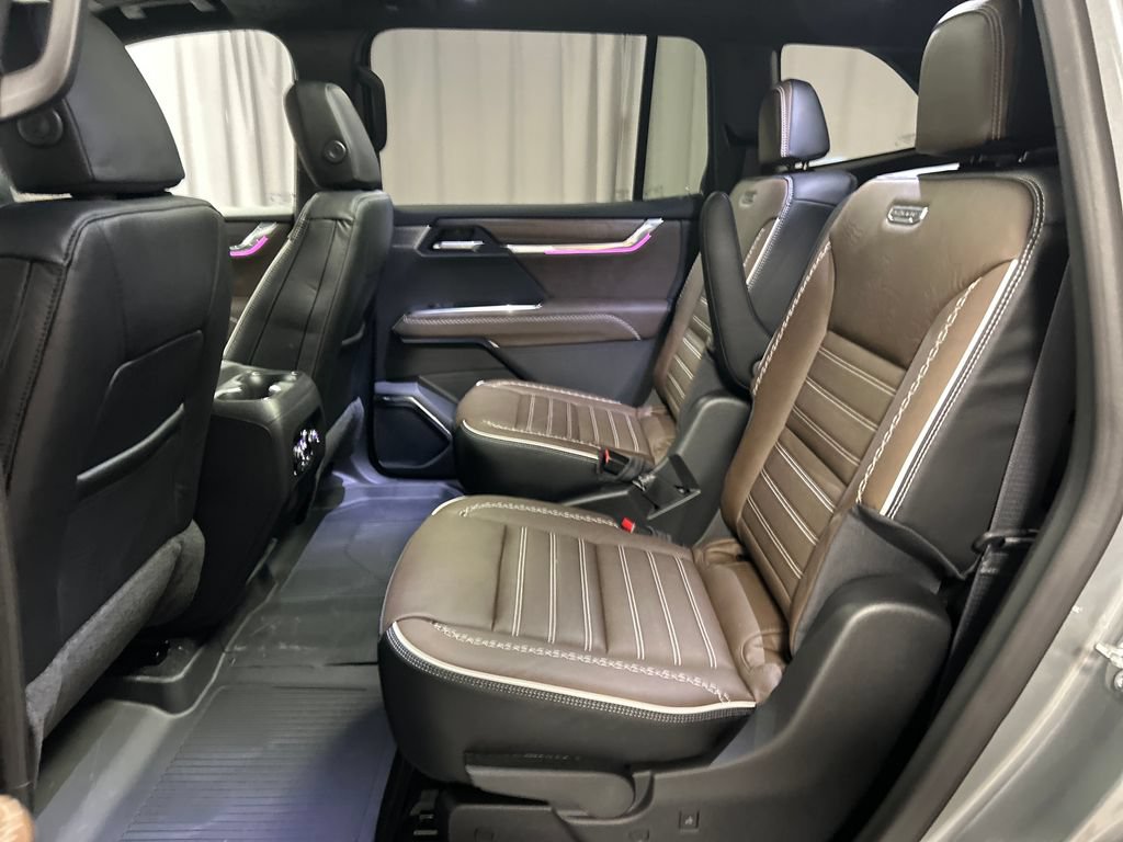 2026 GMC Acadia Denali Ultimate - Photo 21