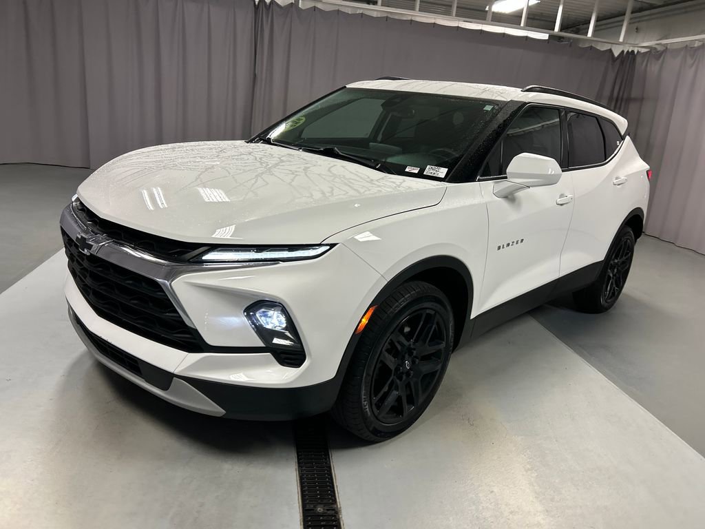 2024 Chevrolet Blazer 2LT photo 3