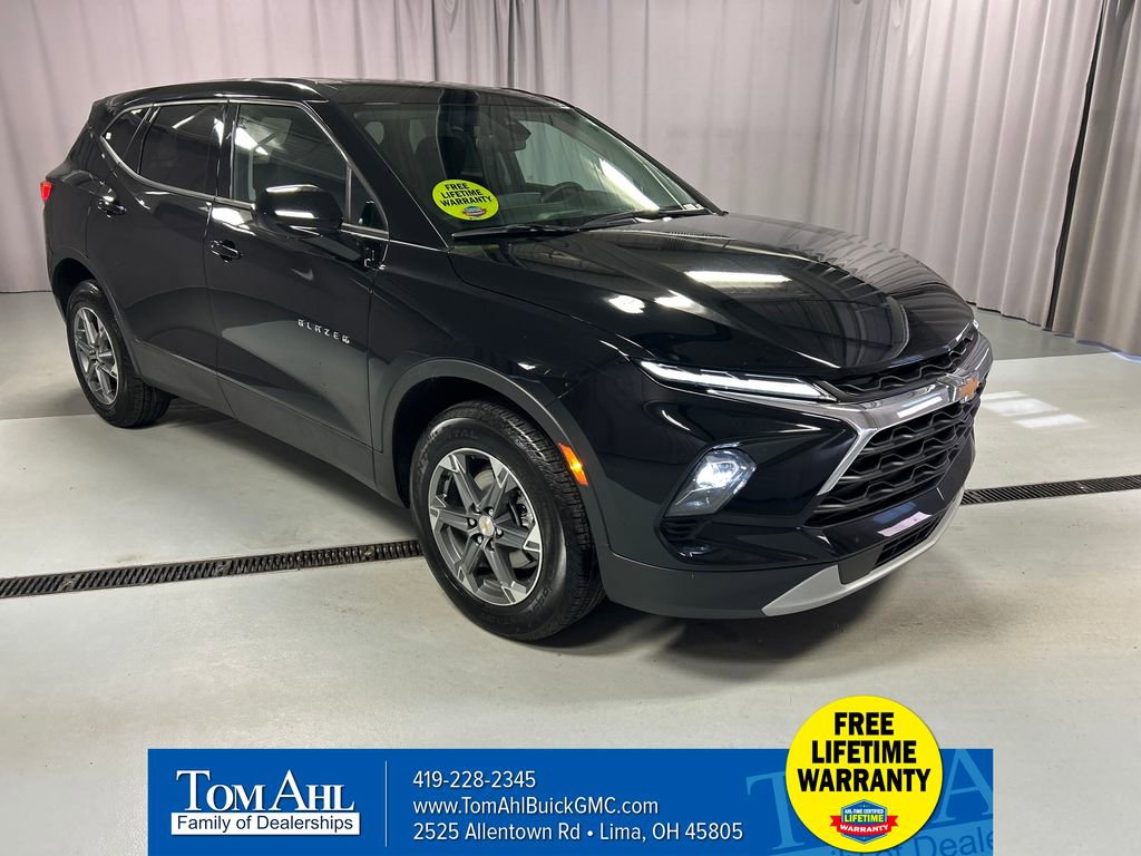 2025 Chevrolet Blazer 2.0T 2LT FWD's photo