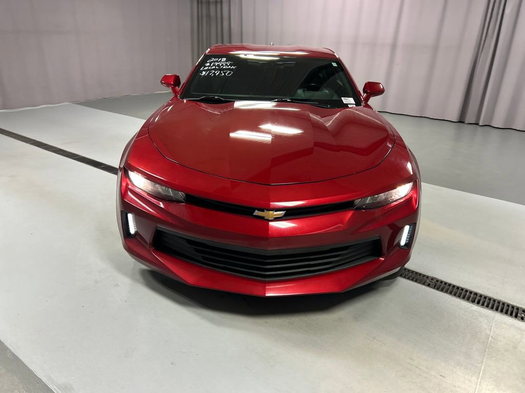 2018 Chevrolet Camaro 1LT photo 2