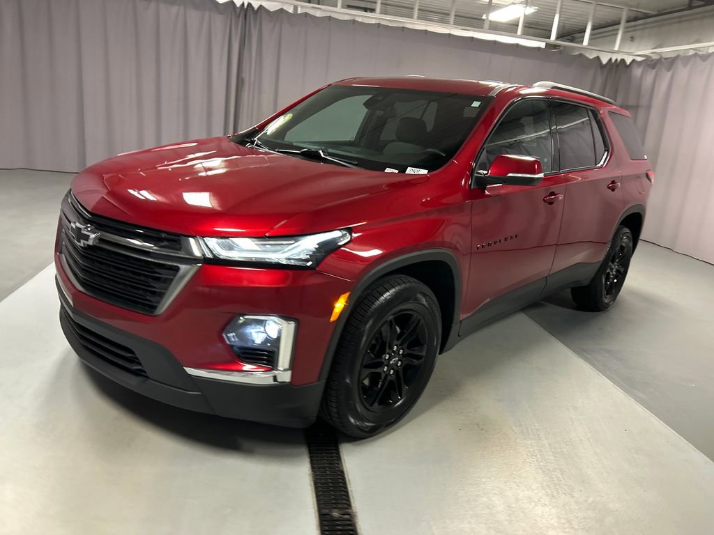 2023 Chevrolet Traverse Cloth photo 2