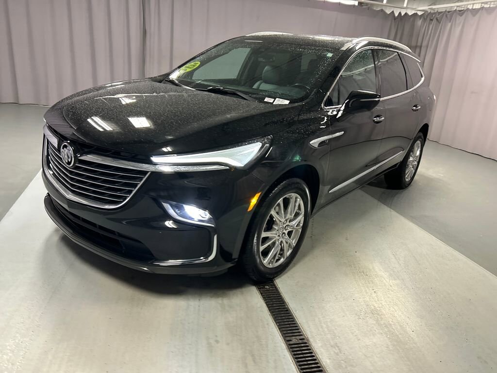 Used 2023 Buick Enclave Essence SUV