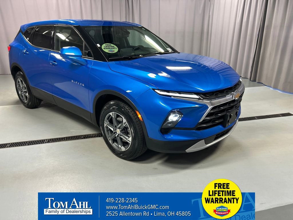 2025 Chevrolet Blazer 2.0T 2LT FWD's photo
