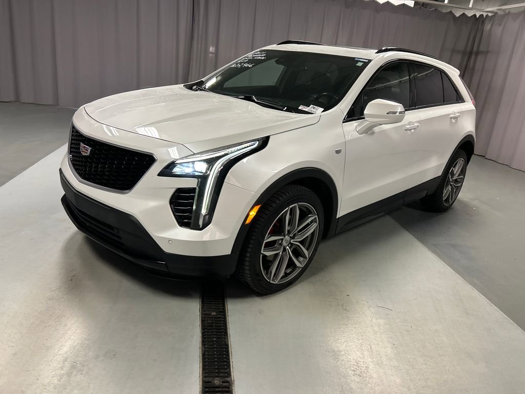 2021 Cadillac XT4 Sport photo 3