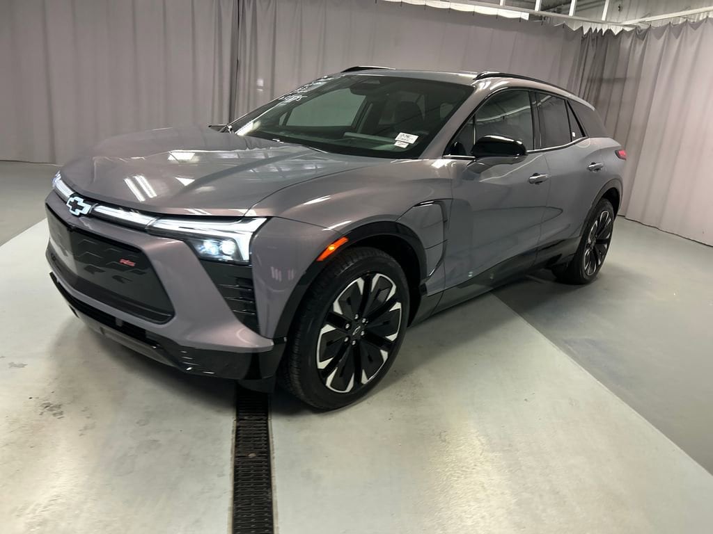 2024 Chevrolet Blazer EV RS photo 3