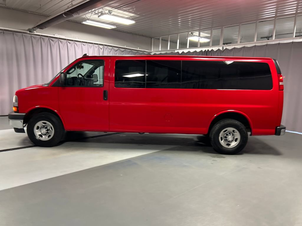 2017 Chevrolet Express 3500 LT Passenger Van photo 2