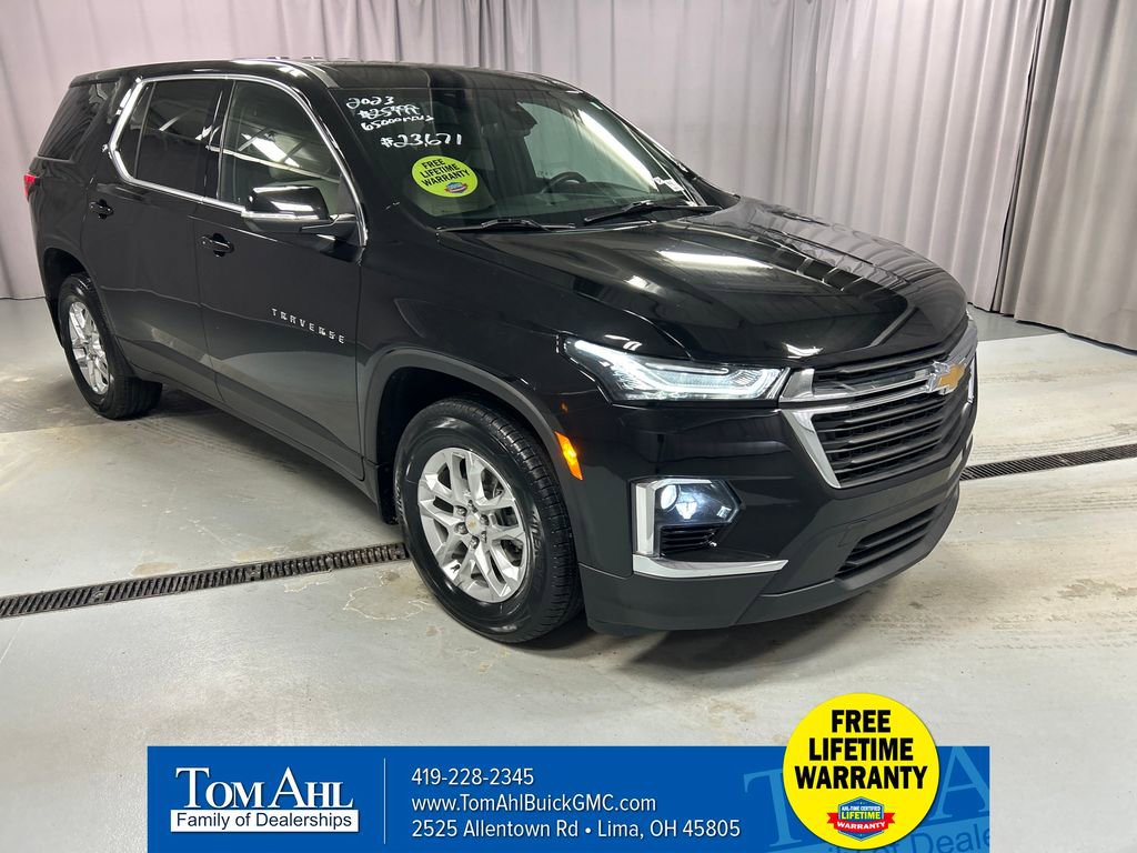 2023 Chevrolet Traverse LS