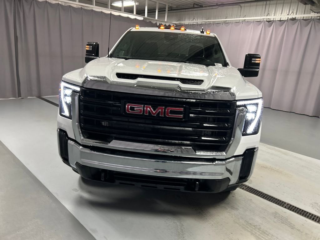 New 2026 GMC Sierra 3500 HD Chassis Cab Pro Truck