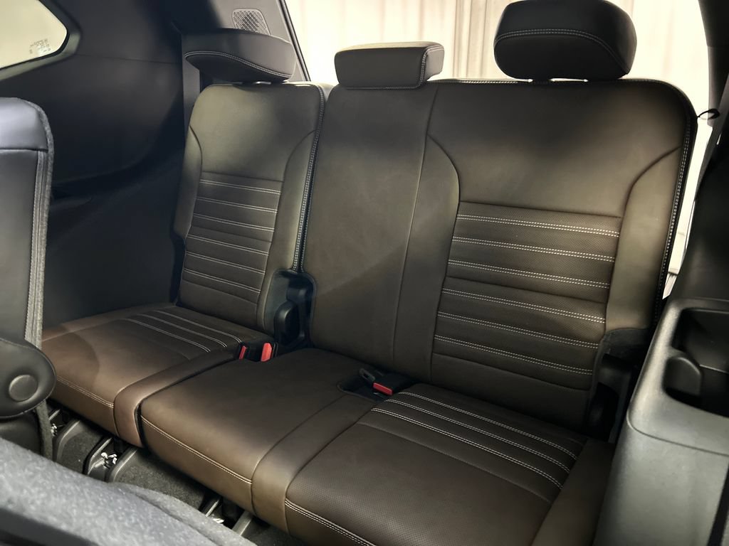 2026 GMC Acadia Denali Ultimate - Photo 22