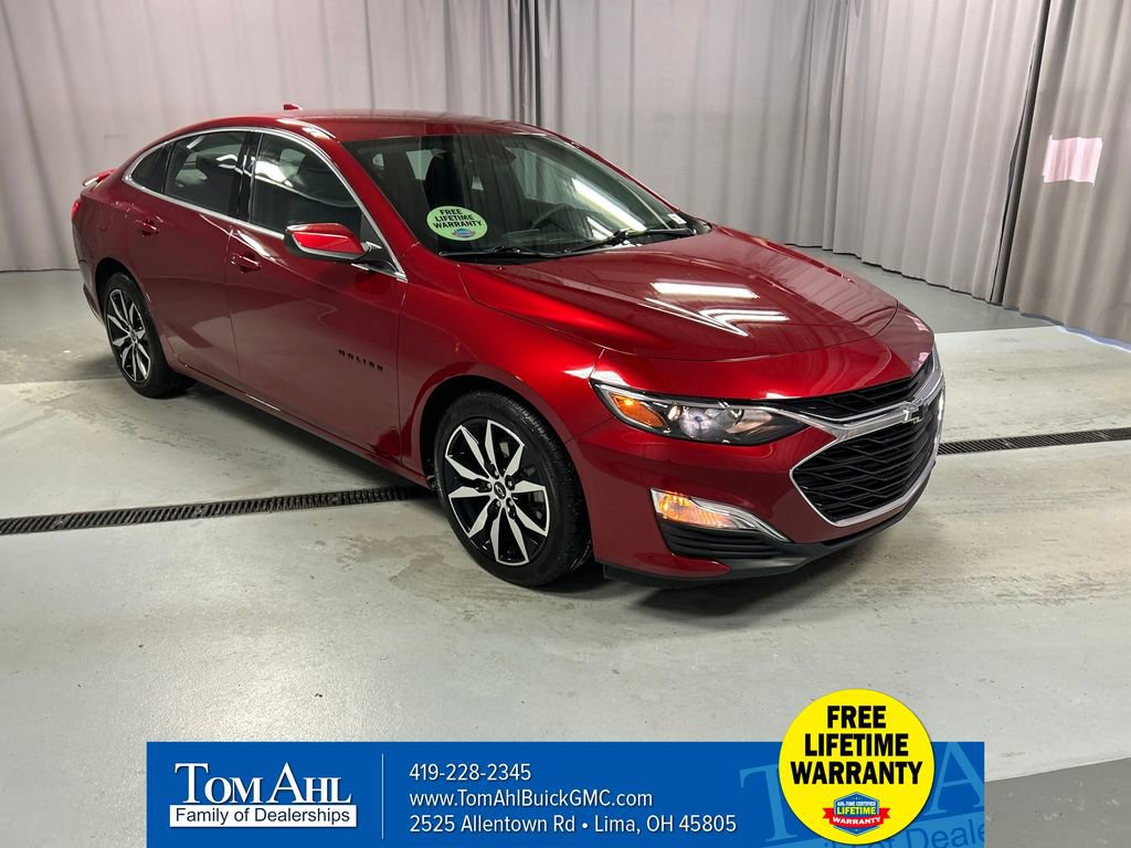 2023 Chevrolet Malibu RS's photo