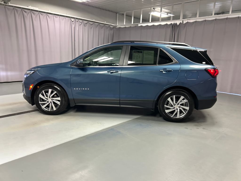 2024 Chevrolet Equinox LT photo 4