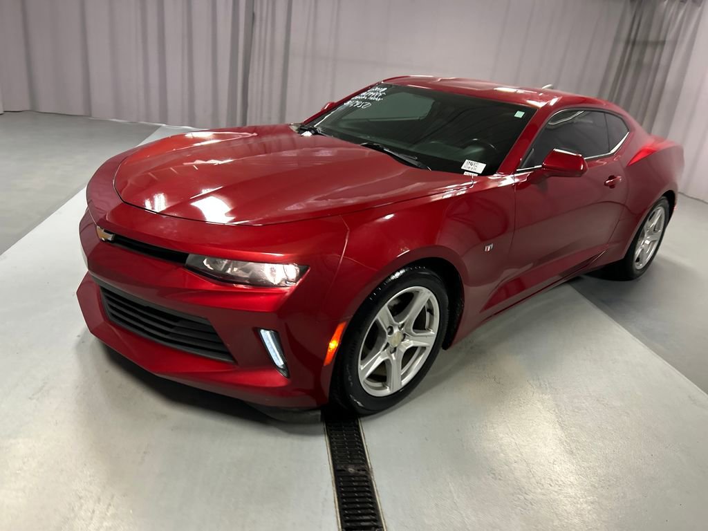 2018 Chevrolet Camaro 1LT photo 3