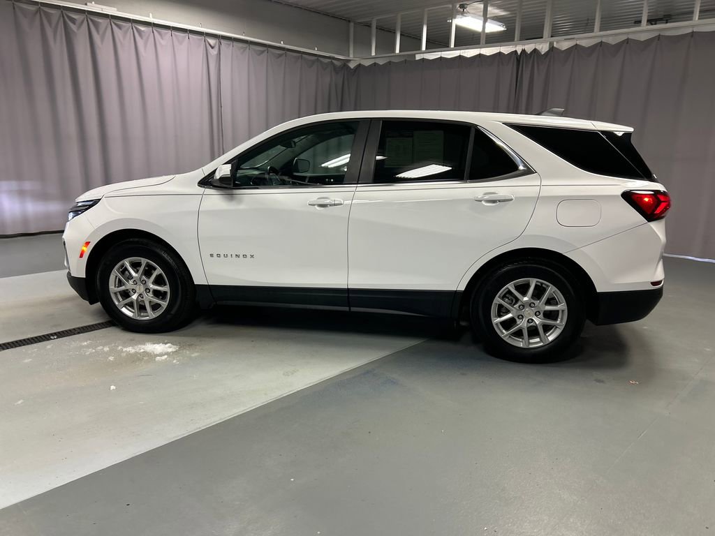 2024 Chevrolet Equinox LT photo 4