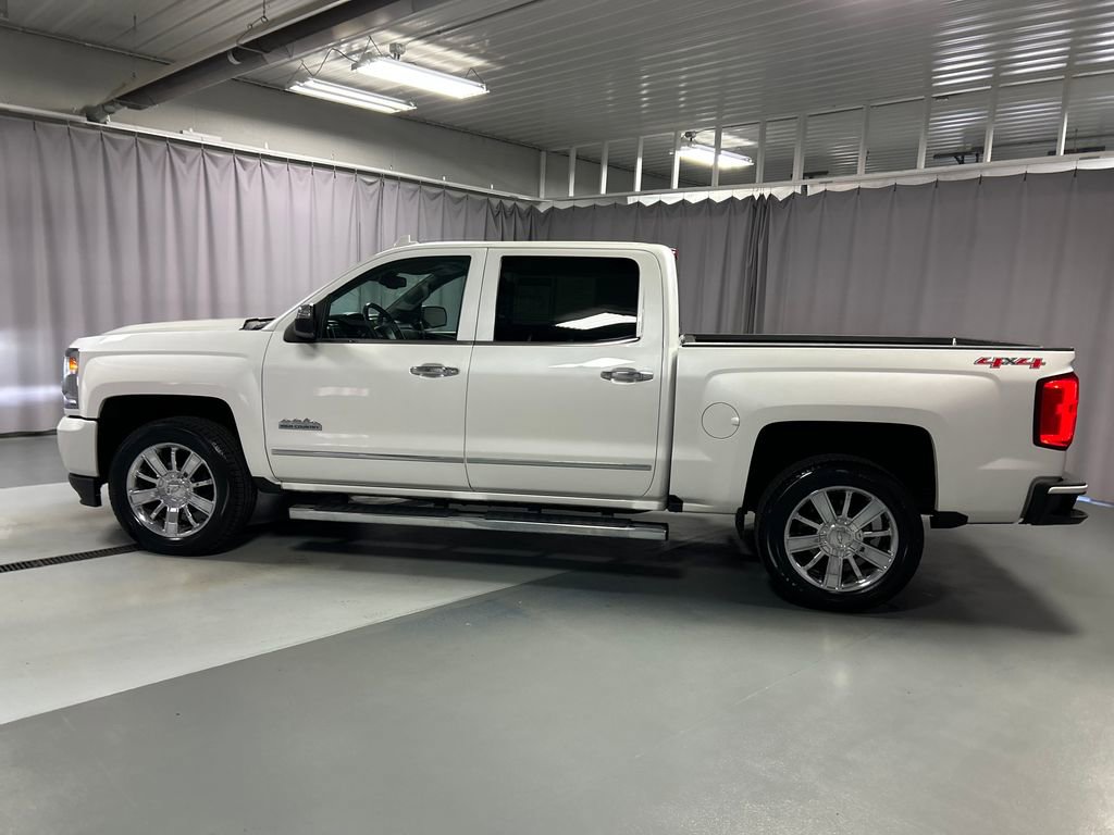 2017 Chevrolet Silverado 1500 High Country photo 4