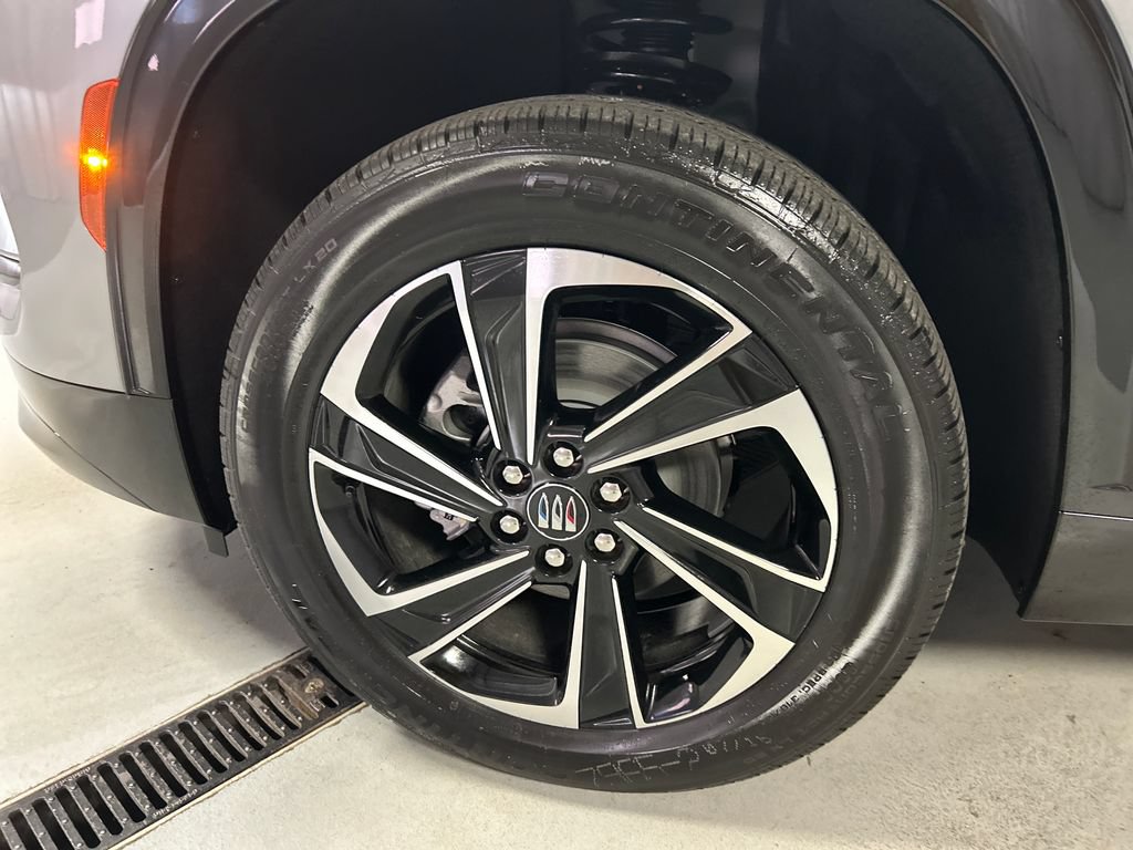 2026 Buick Enclave Sport Touring - Photo 9