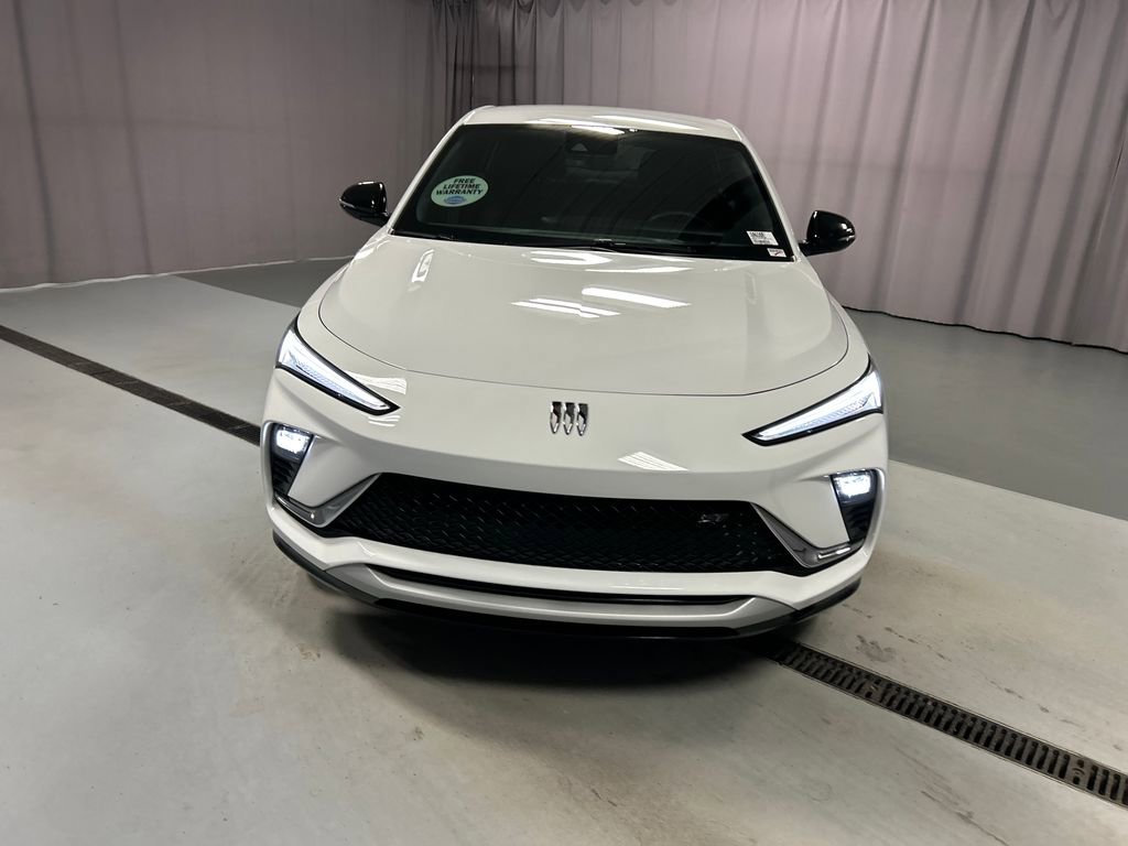 2025 Buick Envista ST photo 2