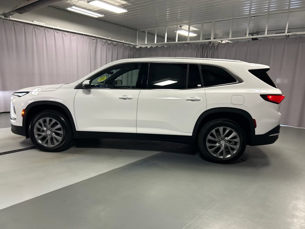New 2026 Buick Enclave Preferred SUV