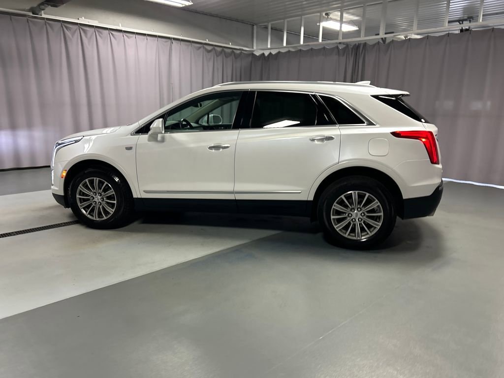 Used 2017 CADILLAC XT5 Luxury AWD SUV