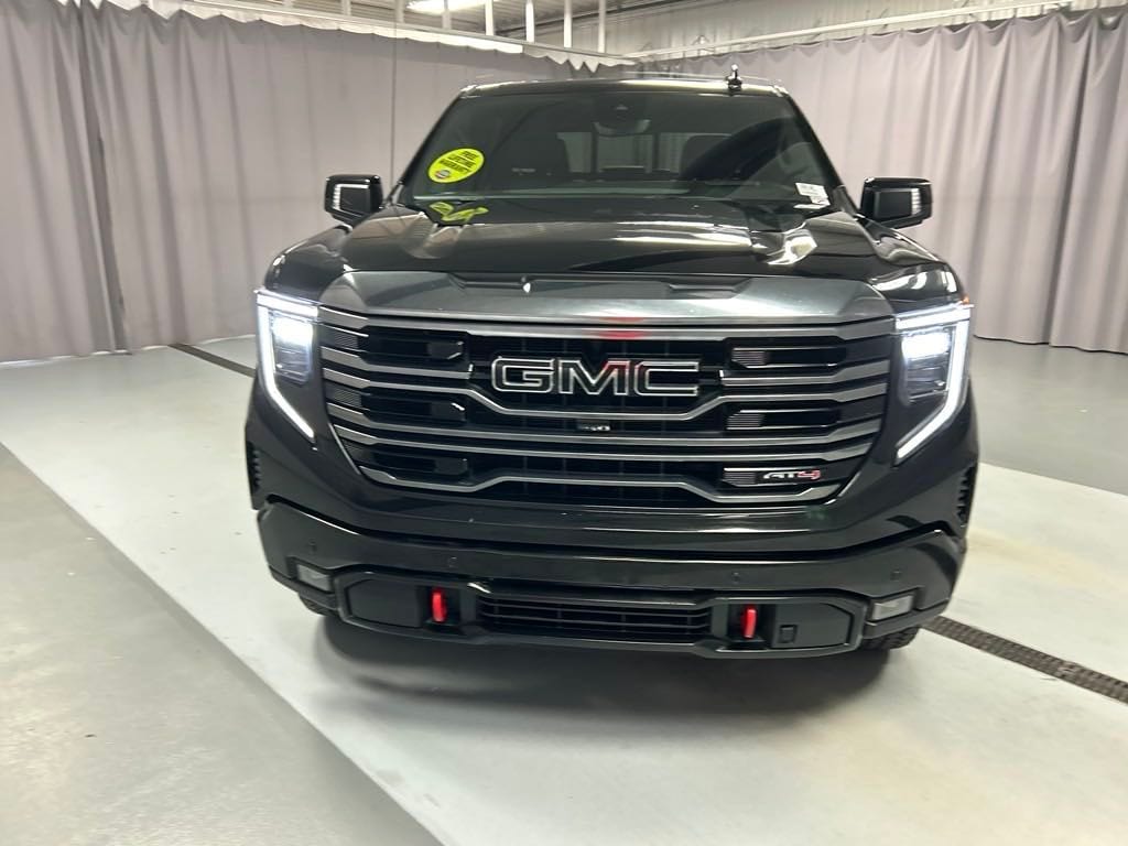 Used 2022 GMC Sierra 1500 AT4 with VIN 3GTUUEET7NG553625 for sale in Lima, OH