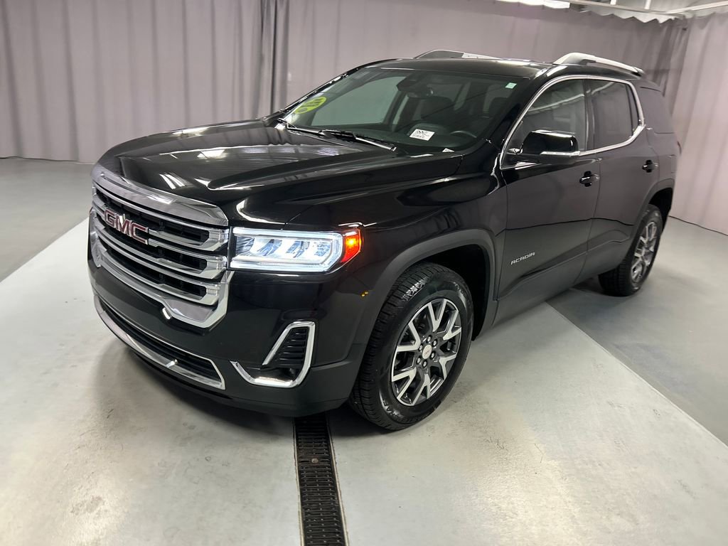 2023 Gmc Acadia SLT photo 2