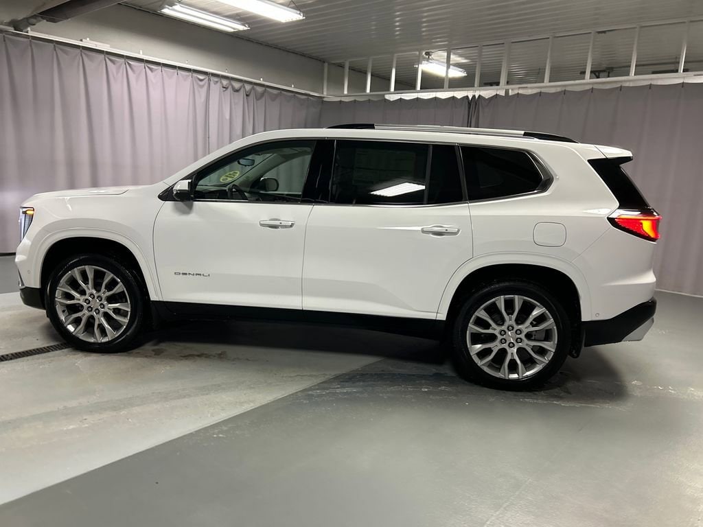 New 2026 GMC Acadia Denali SUV