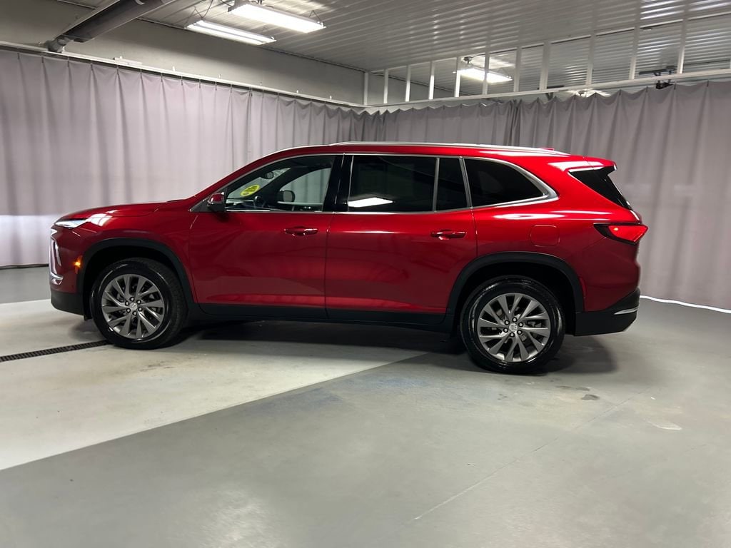 Used 2025 Buick Enclave Preferred SUV