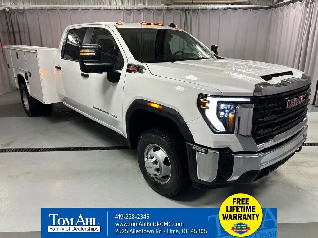 2026 GMC Sierra 3500 Chassis Cab Pro's photo