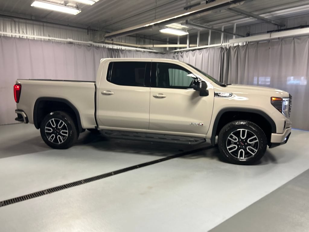 2026 GMC Sierra 1500 AT4 - Photo 8