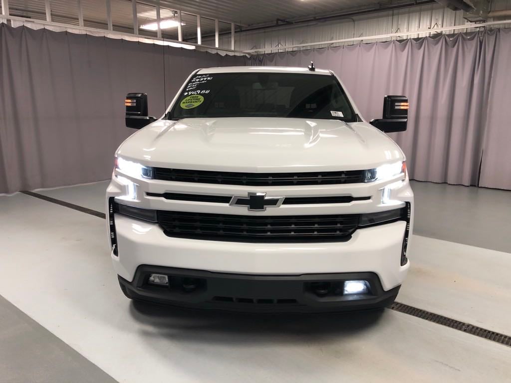 Used 2022 Chevrolet Silverado 1500 Limited RST with VIN 1GCUYEET1NZ123173 for sale in Lima, OH