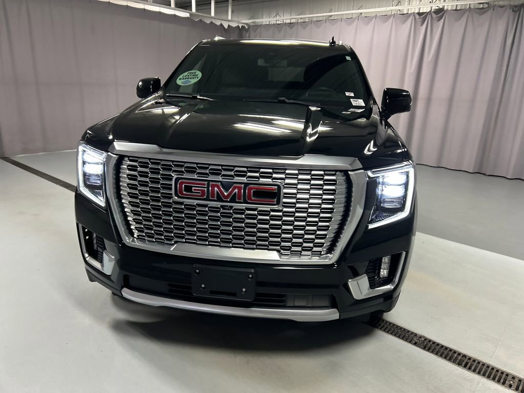 2022 Gmc Yukon Denali photo 2
