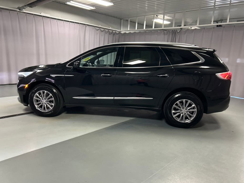 Used 2023 Buick Enclave Essence SUV