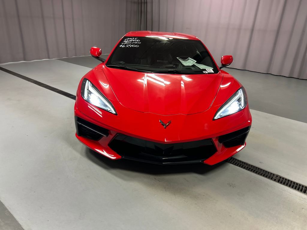 2025 Chevrolet Corvette Stingray 1LT photo 2