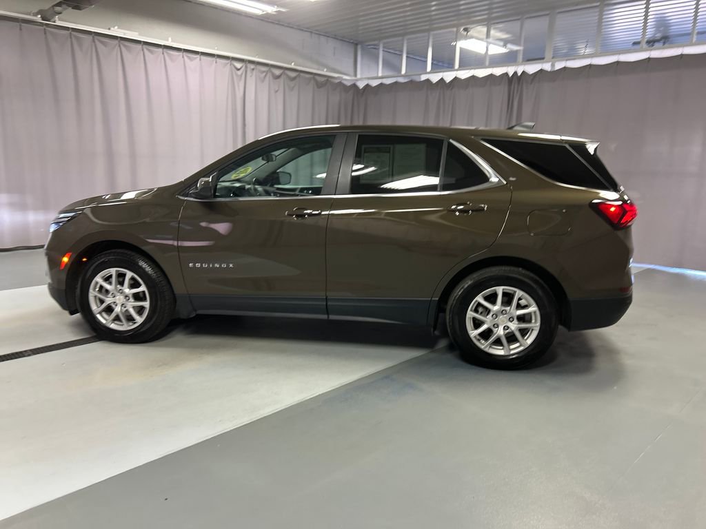2024 Chevrolet Equinox LT photo 4