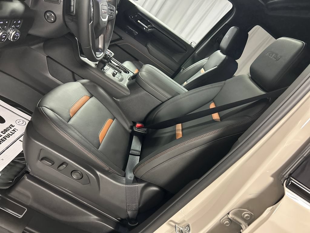 2026 GMC Sierra 1500 AT4 - Photo 10