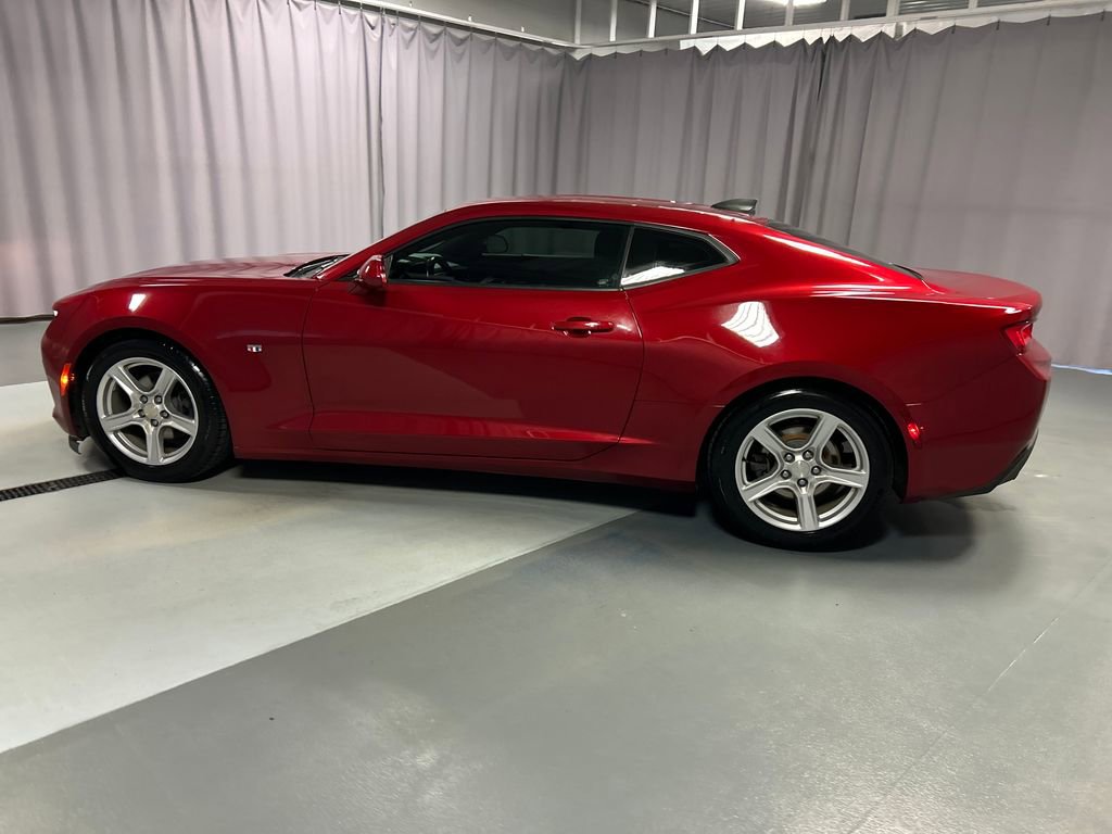 2018 Chevrolet Camaro 1LT photo 4