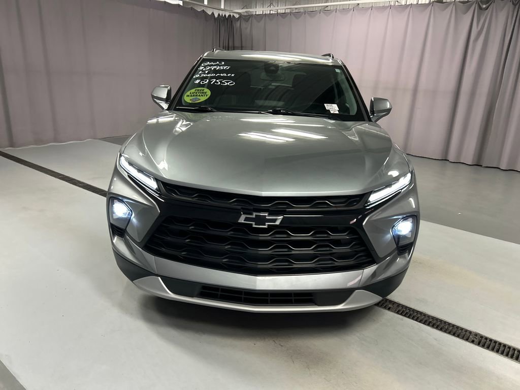 2023 Chevrolet Blazer 2LT photo 2