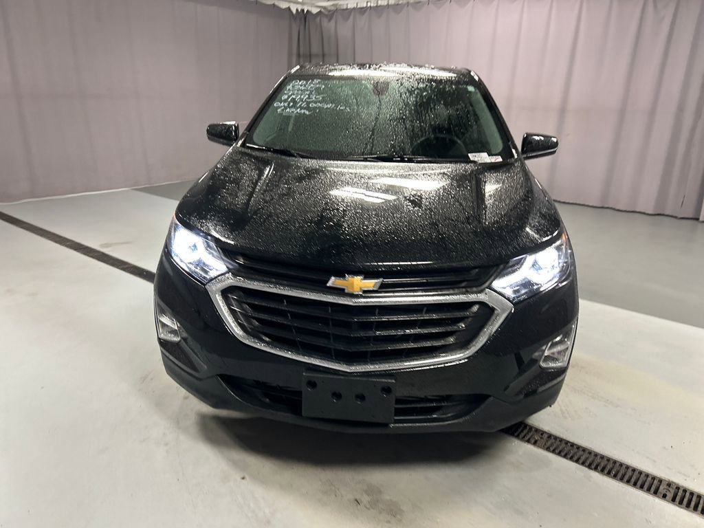 2018 Chevrolet Equinox LT photo 2