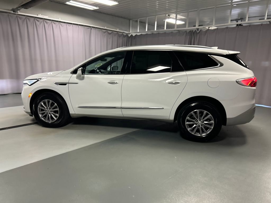 Used 2023 Buick Enclave Essence SUV
