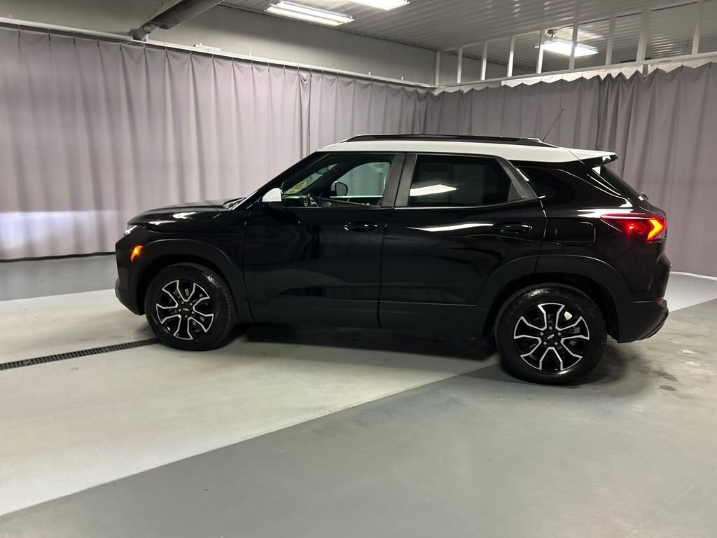 Used 2023 Chevrolet Trailblazer Activ SUV
