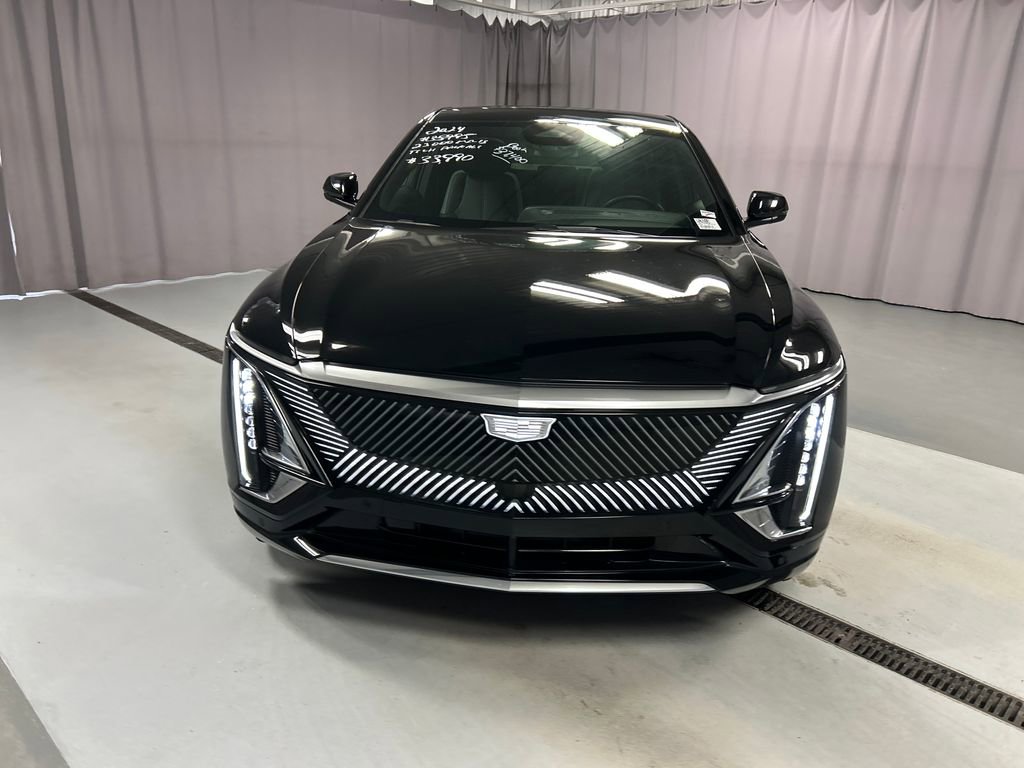 2024 Cadillac Lyriq Tech photo 2