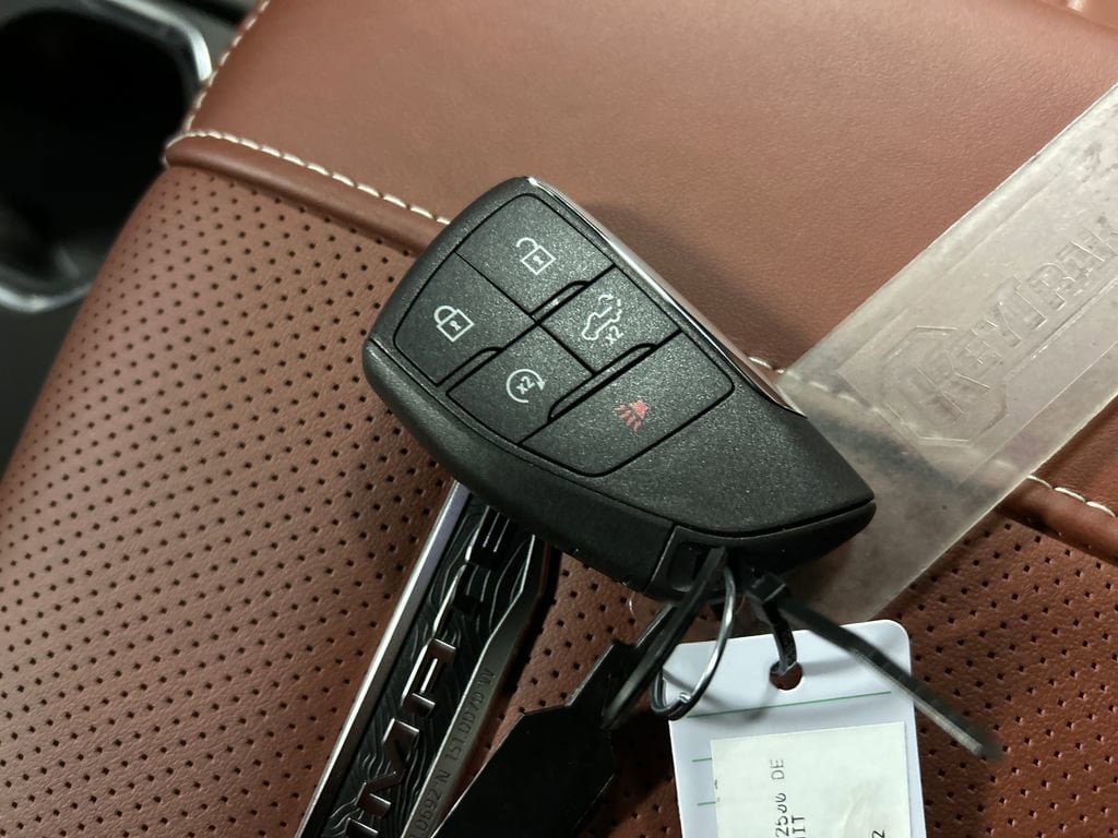 2026 GMC Sierra 2500HD Denali Ultimate - Photo 20