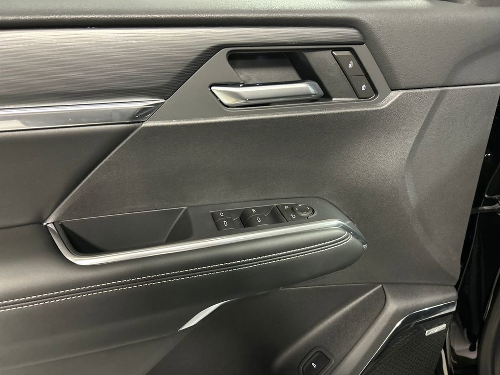 2026 GMC Acadia Elevation - Photo 12